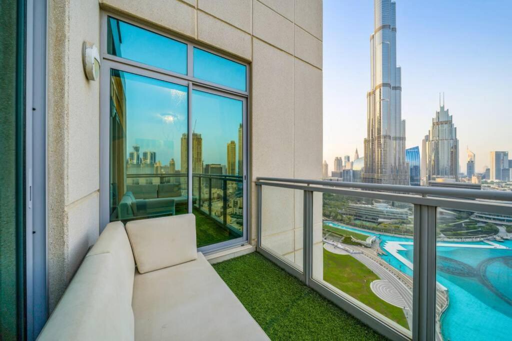 Spectacular Burj & Fountain View - Luxurious 3 Bedrooms & Maids Room - The Residences Dubai Dış mekan fotoğraf
