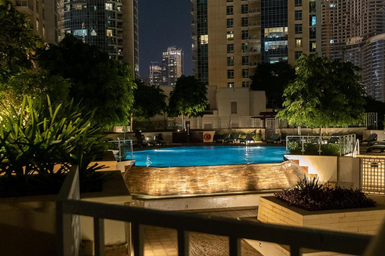 Spectacular Burj & Fountain View - Luxurious 3 Bedrooms & Maids Room - The Residences Dubai Dış mekan fotoğraf