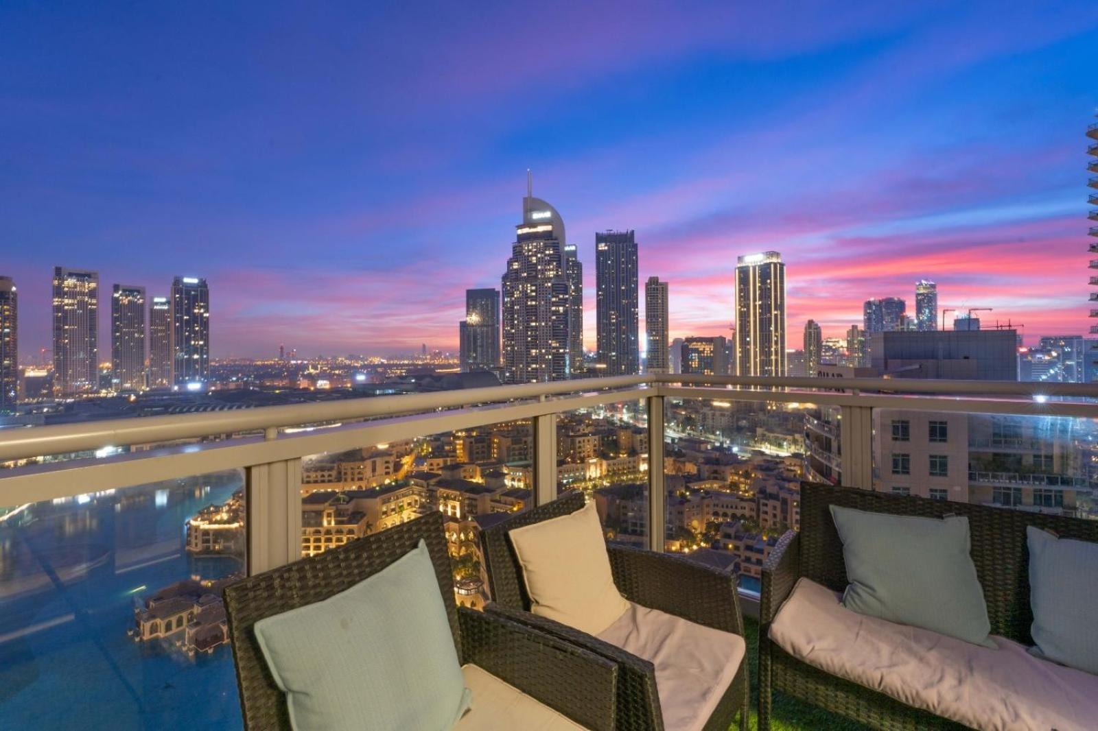 Spectacular Burj & Fountain View - Luxurious 3 Bedrooms & Maids Room - The Residences Dubai Dış mekan fotoğraf