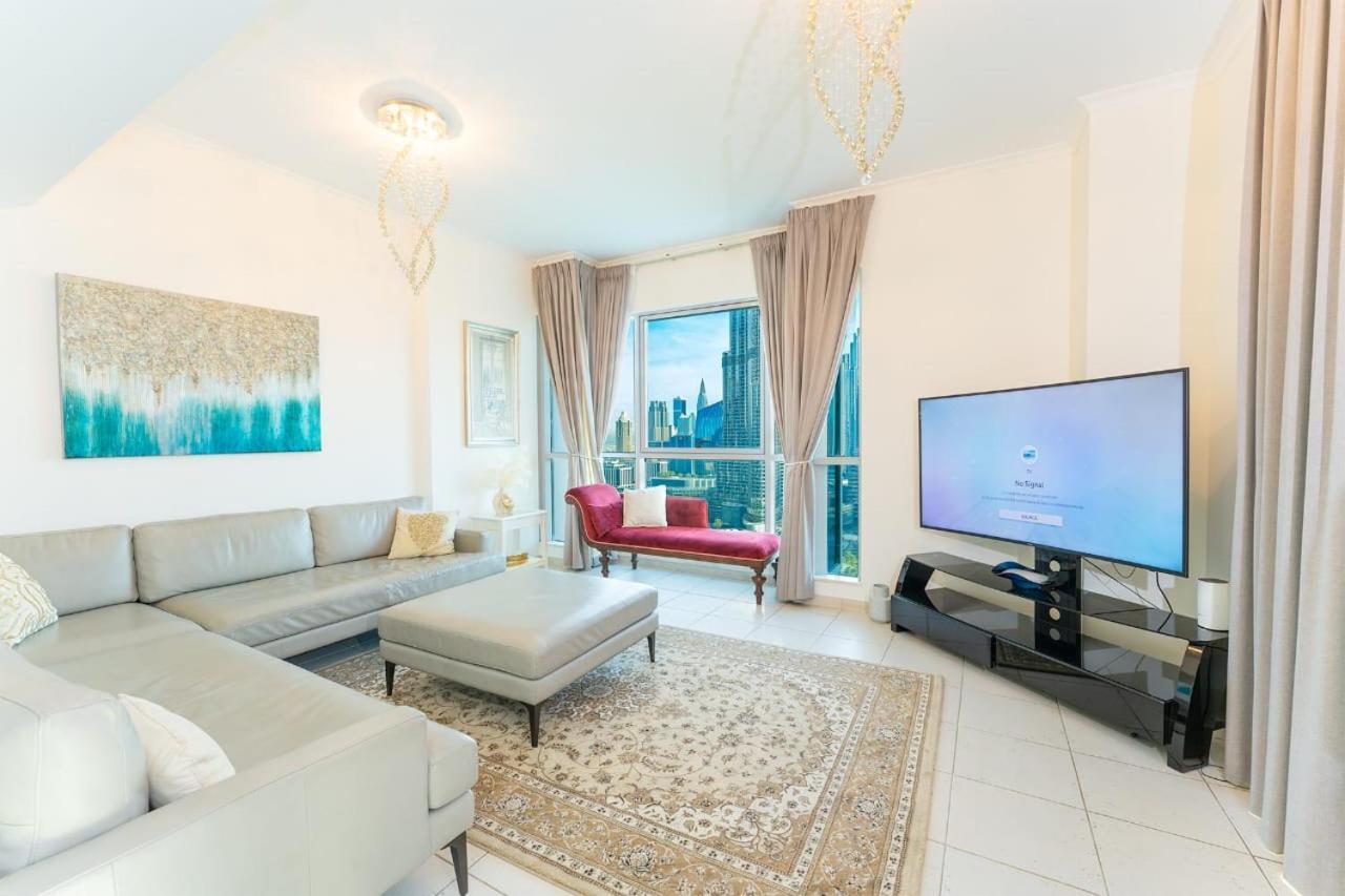 Spectacular Burj & Fountain View - Luxurious 3 Bedrooms & Maids Room - The Residences Dubai Dış mekan fotoğraf